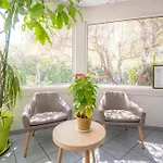 Hotel B&B Hotel Hyeres 2*