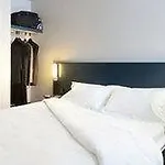 Hotel B&B Hotel Hyeres 2*