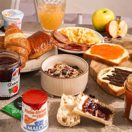 酒店 B&B Hotel Hyeres 耶尔