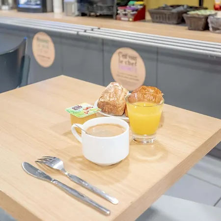 B&B Hôtel Hyeres 2*