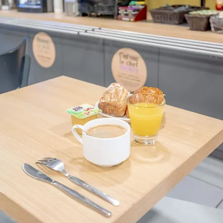 Отель B&B Hotel Hyeres