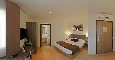 B&B Hotel Hyeres 酒店 耶尔