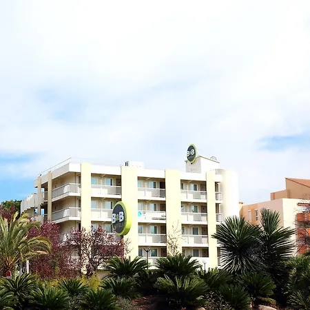 B&B Hotel Hyeres 2*