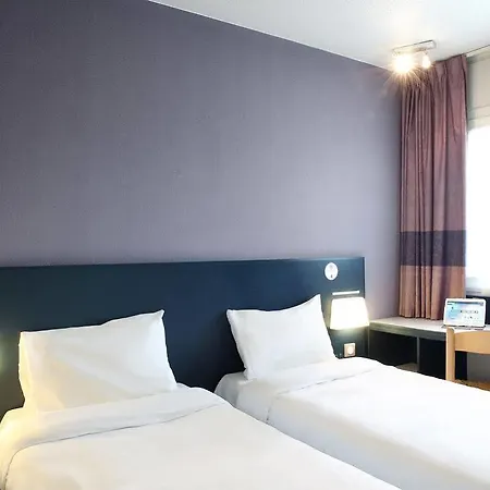 B&B Hotel Hyeres 2*