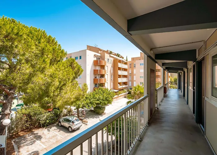 B&B HOTEL Hyères 2* Hyères