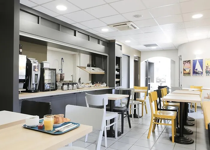 B&B HOTEL Hyères Hyères